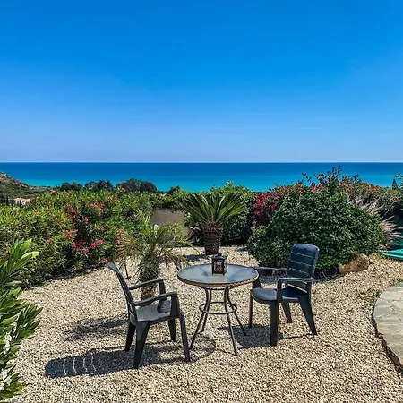 3 Bedroom , With Fantastic Sea View, Landscaped Garden. Free Wi-fi *